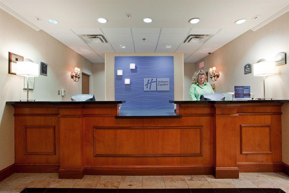 Holiday Inn Express & Suites Walterboro By Ihg Interior foto