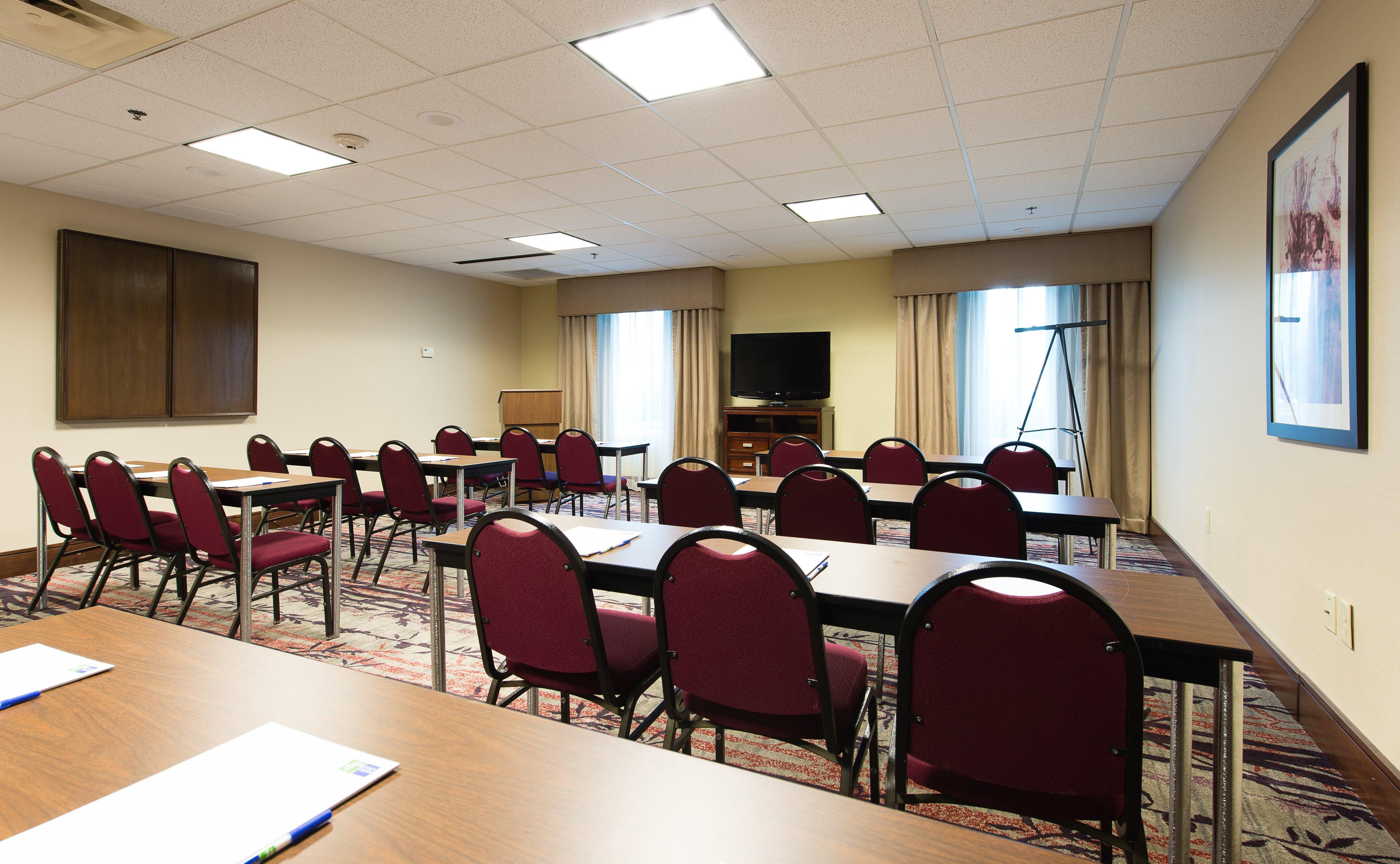 Holiday Inn Express & Suites Walterboro By Ihg Exterior foto