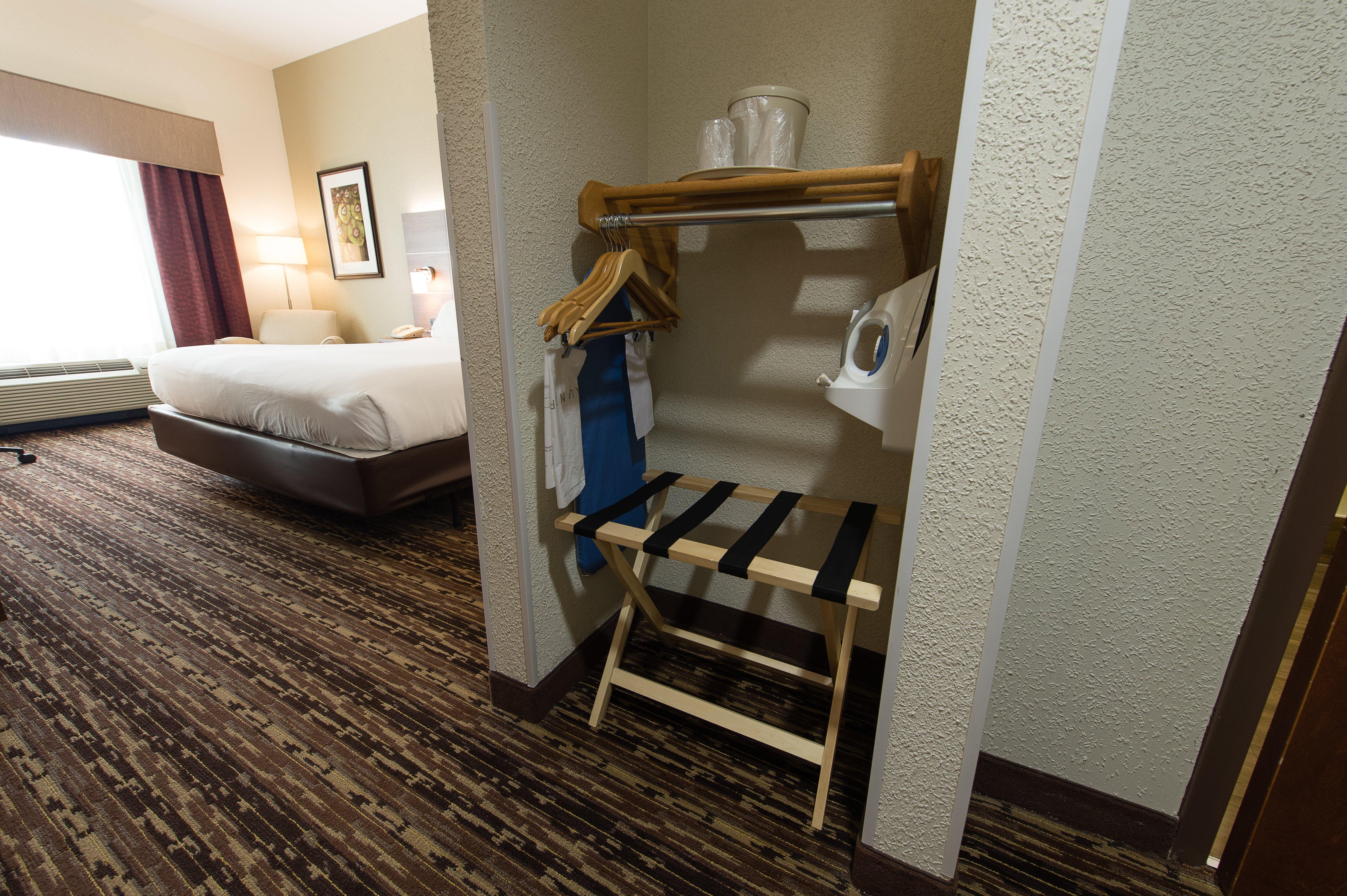 Holiday Inn Express & Suites Walterboro By Ihg Exterior foto