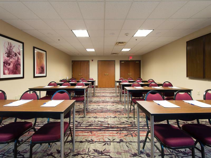 Holiday Inn Express & Suites Walterboro By Ihg Exterior foto
